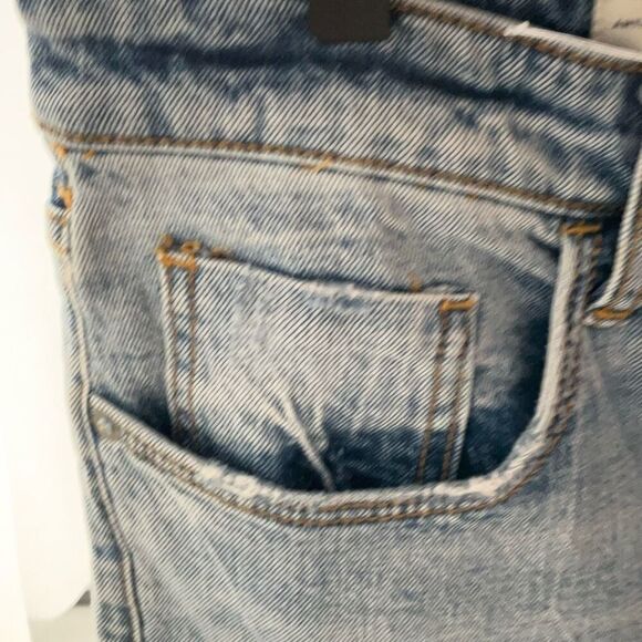 Anthropologie Pilcro Light Wash Blue Denim Mid-Thigh Frayed Bermuda Shorts Sz 29 - Picture 9 of 10